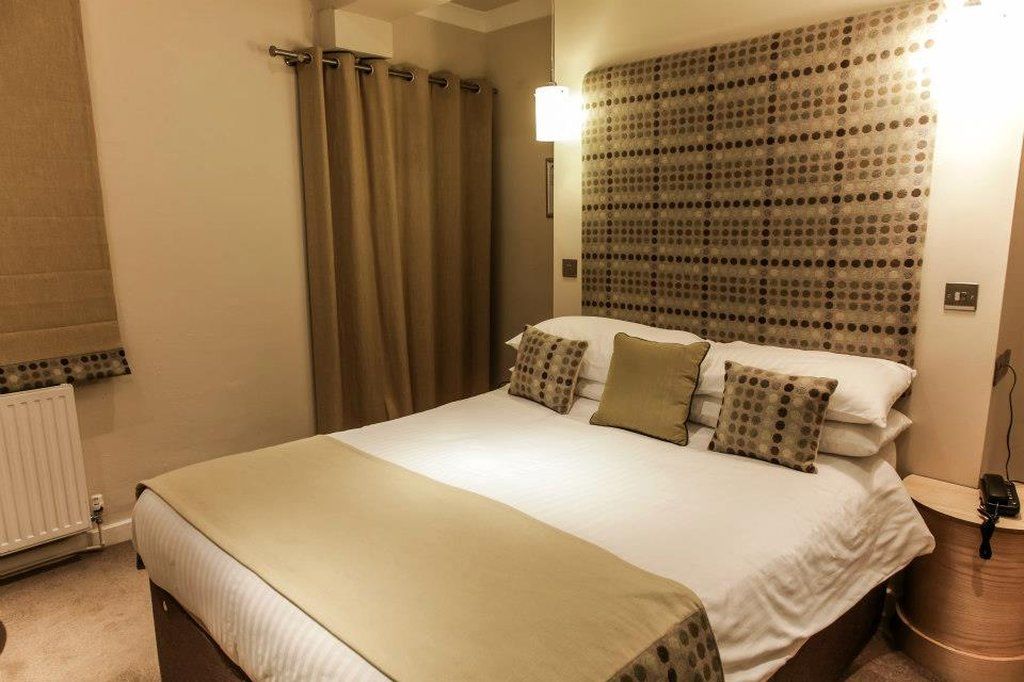 Gwesty'R Emlyn Hotel Newcastle Emlyn Exteriér fotografie