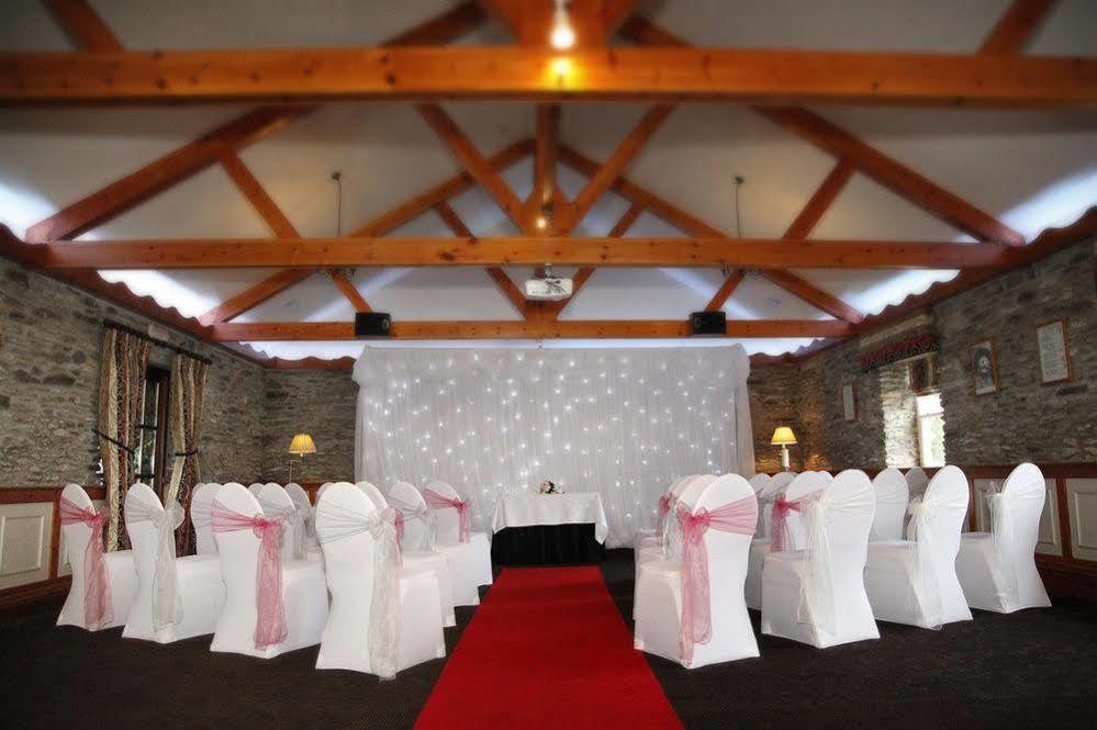 Gwesty'R Emlyn Hotel Newcastle Emlyn Exteriér fotografie