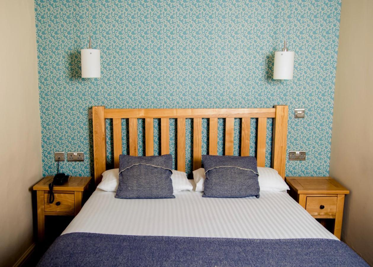 Gwesty'R Emlyn Hotel Newcastle Emlyn Exteriér fotografie